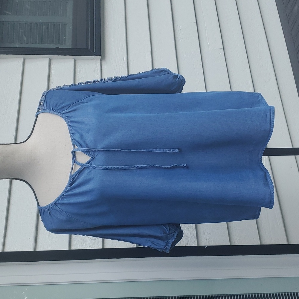 Retrelogy Chambray Peasant Top